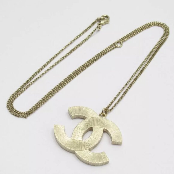 Auth CHANEL Coco Mark　Necklace gold metal - Picture 2 of 7